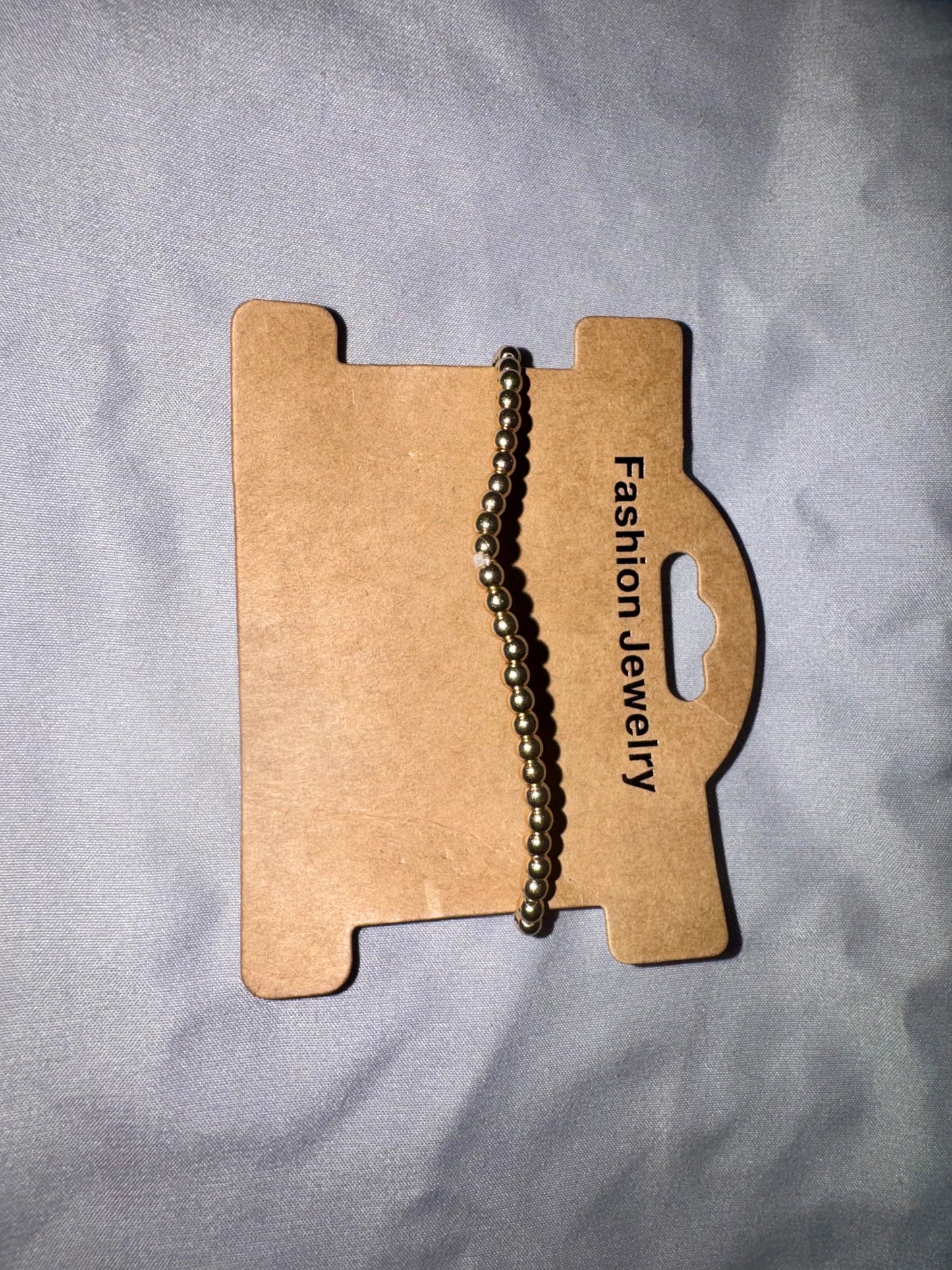 Dainty gold bracelet