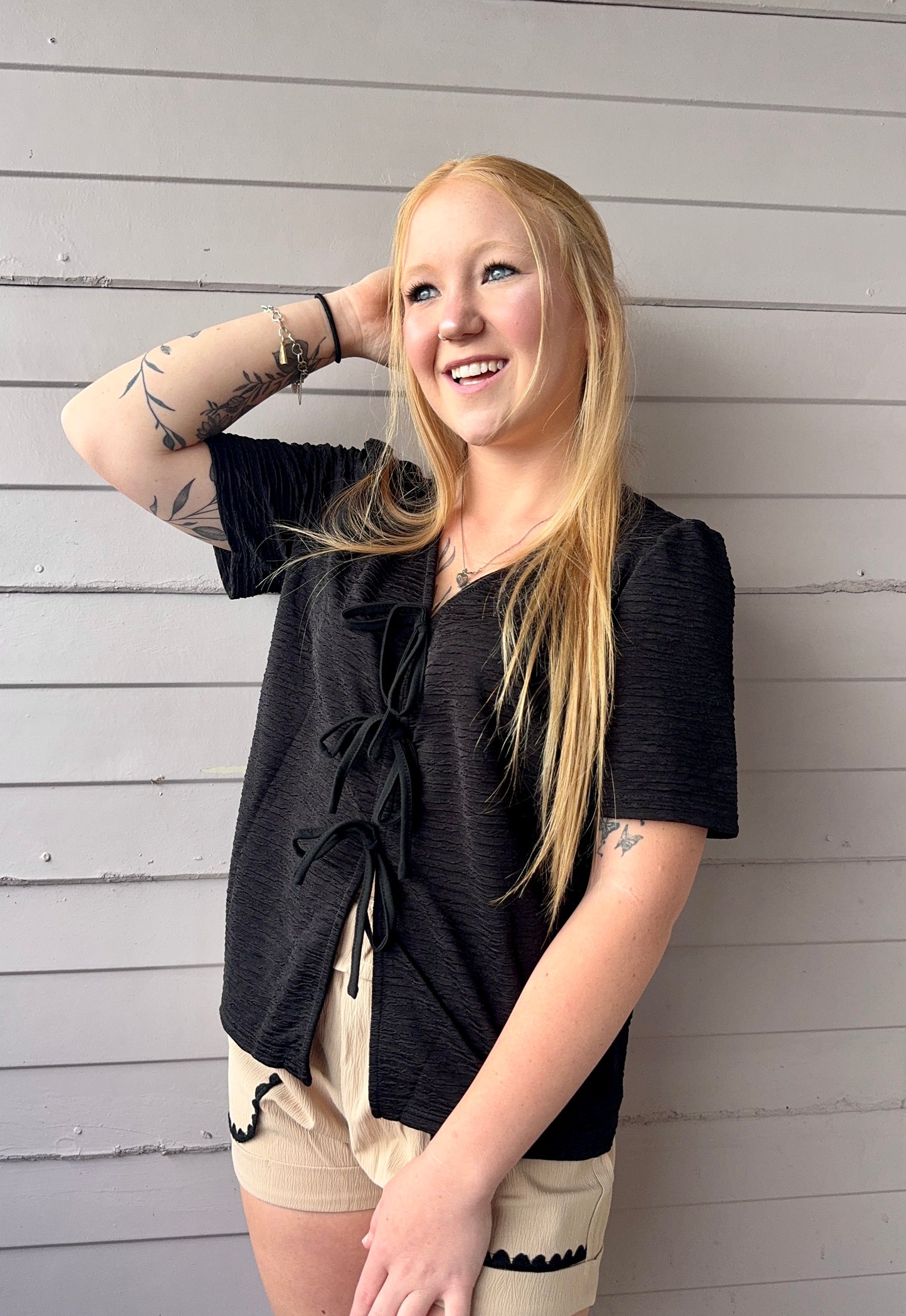 Causal Black Bow Shirt