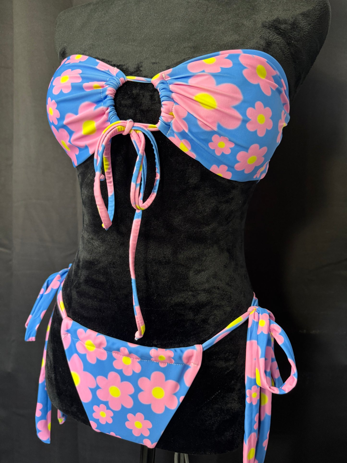 2- Piece Floral Print Bikini Swimsuit